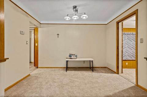 1902 Keystone Rd, Parma, OH 44134 photo 7
