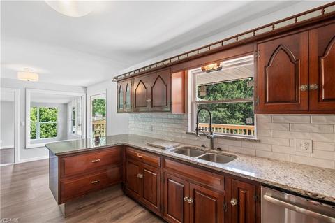 4942 9th St NW, Canton, OH 44708 photo 8