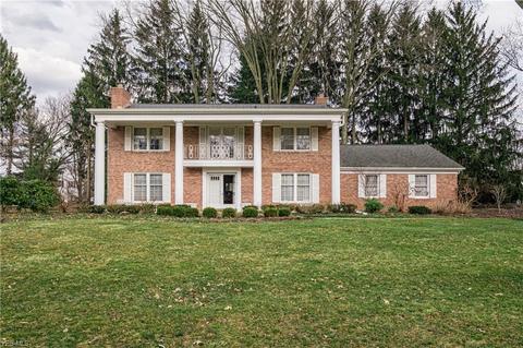 2838 Dunbarton Ave NW, Canton, OH 44708 photo 1