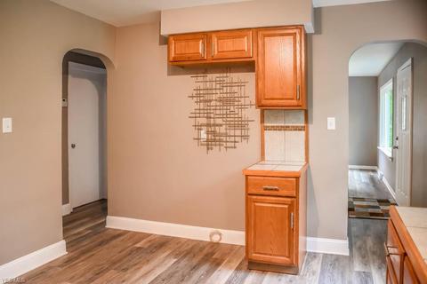 3271 Shellhart Rd, Norton, OH 44203 photo 6