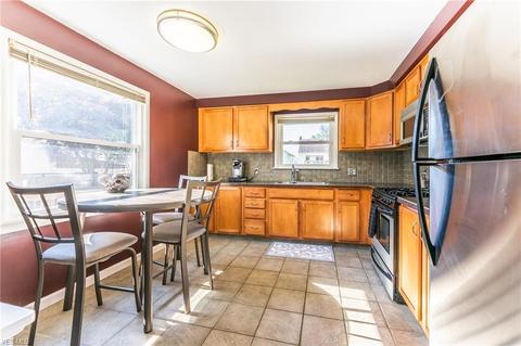 540 Judith Ln, Struthers, OH 44471 photo 5
