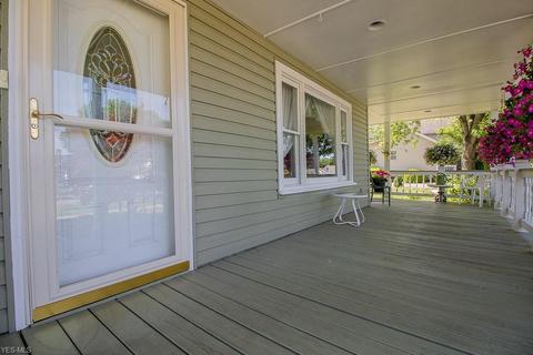 4181 Maple St, Perry, OH 44081 photo 2