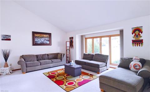 36133 Derby Downs Dr, Solon, OH 44139 photo 5