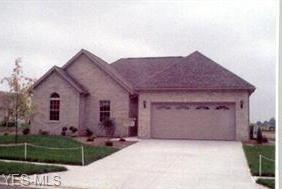 716 Parkview Dr, Dover, OH 44622 photo 1