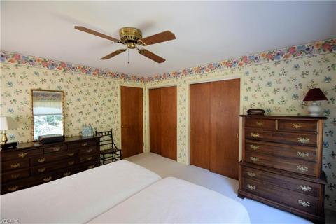 186 Mapleview Dr, Seven Hills, OH 44131 photo 23