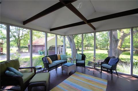 186 Mapleview Dr, Seven Hills, OH 44131 photo 12