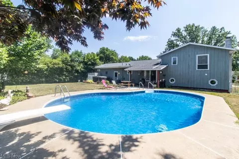 357 Hamilton Cir, Elyria, OH 44035 photo 28