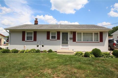 44 Eve Dr, Struthers, OH 44471 photo 1