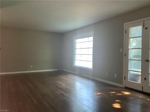 4725 Eldo St, Willoughby, OH 44094 photo 14