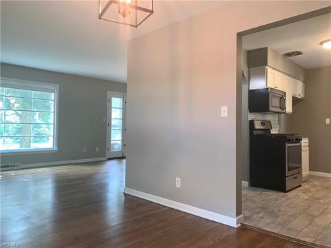 4725 Eldo St, Willoughby, OH 44094 photo 19