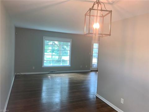 4725 Eldo St, Willoughby, OH 44094 photo 18
