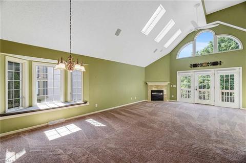 2536 River Downs, Stow, OH 44224 photo 2