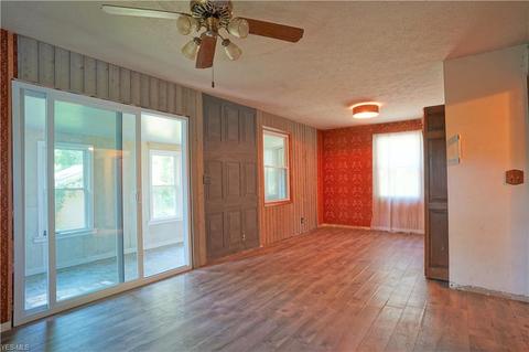 2468 Wright Rd, Akron, OH 44320 photo 19