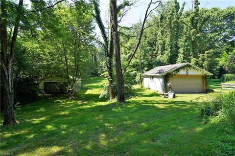 2468 Wright Rd, Akron, OH 44320 photo 7