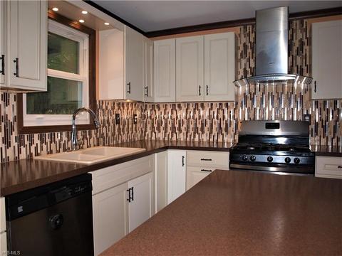 9512 Wolfe Rd, Windham, OH 44288 photo 5