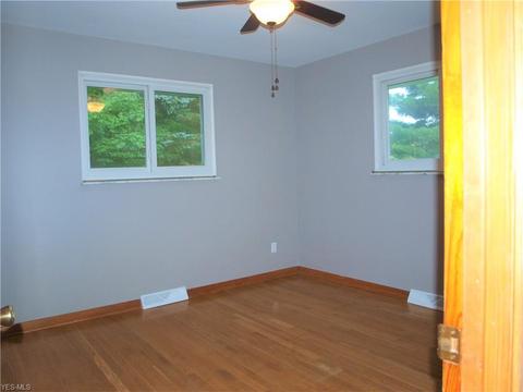 9512 Wolfe Rd, Windham, OH 44288 photo 12