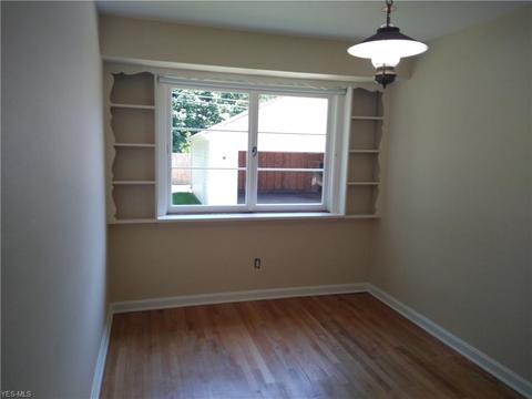 275 Pasadena Ave, Elyria, OH 44035 photo 15