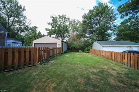 2146 Sunset Dr, Wickliffe, OH 44092 photo 5