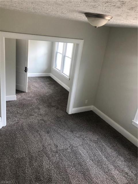 141 Bath St, Elyria, OH 44035 photo 13