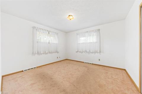 5360 Regency Dr, Parma, OH 44129 photo 27