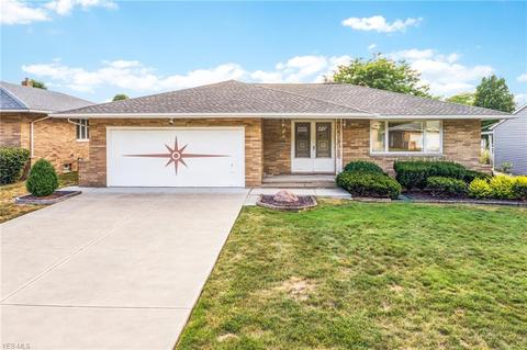5360 Regency Dr, Parma, OH 44129 photo 1