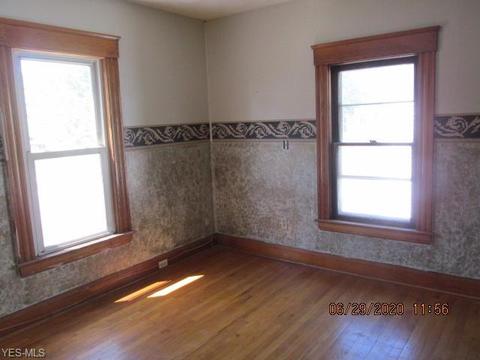 1861 E 31st St, Lorain, OH 44055 photo 13