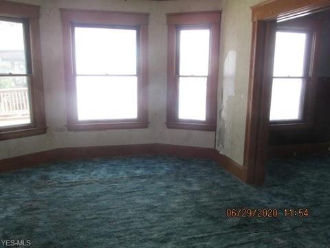 1861 E 31st St, Lorain, OH 44055 photo 4