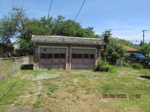 1861 E 31st St, Lorain, OH 44055 photo 2