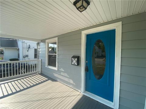 248 Spruce St, Elyria, OH 44035 photo 3