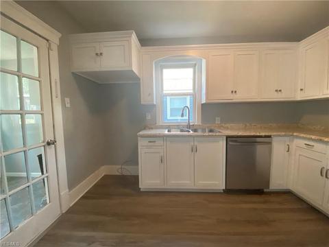 248 Spruce St, Elyria, OH 44035 photo 11