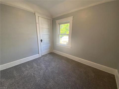 248 Spruce St, Elyria, OH 44035 photo 14