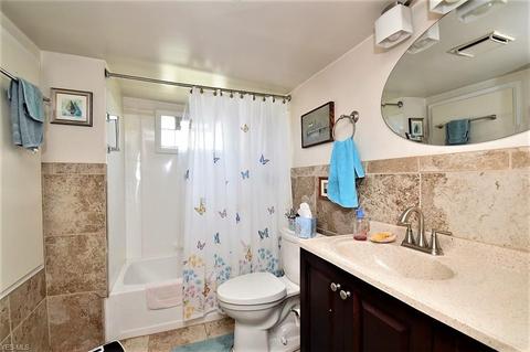 141 E 272nd St, Euclid, OH 44132 photo 11