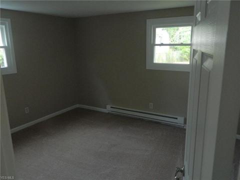 741 Delaware Ave, Elyria, OH 44035 photo 6