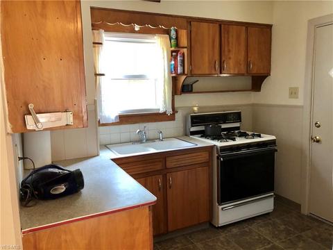 499 Poland Ave, Struthers, OH 44471 photo 7