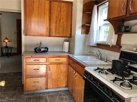 499 Poland Ave, Struthers, OH 44471 photo 6