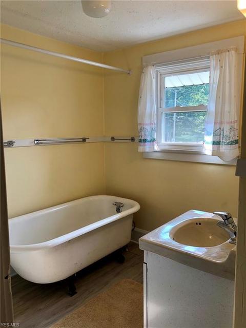 499 Poland Ave, Struthers, OH 44471 photo 16