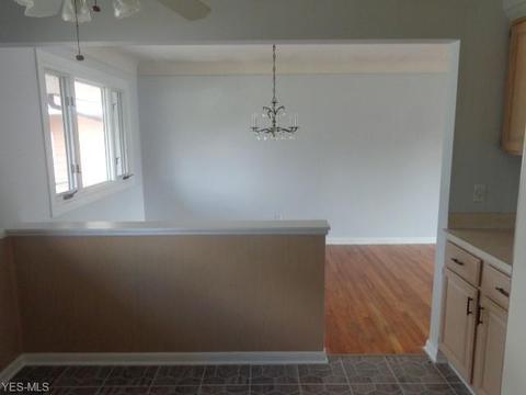 7296 Whitaker Dr, Parma, OH 44130 photo 9