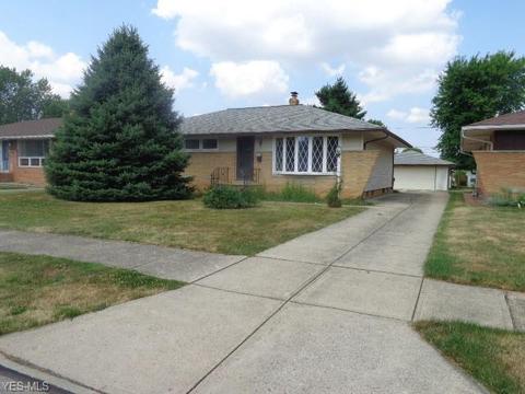 7296 Whitaker Dr, Parma, OH 44130 photo 21