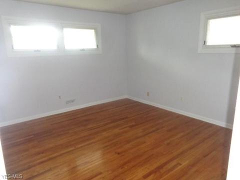 7296 Whitaker Dr, Parma, OH 44130 photo 14