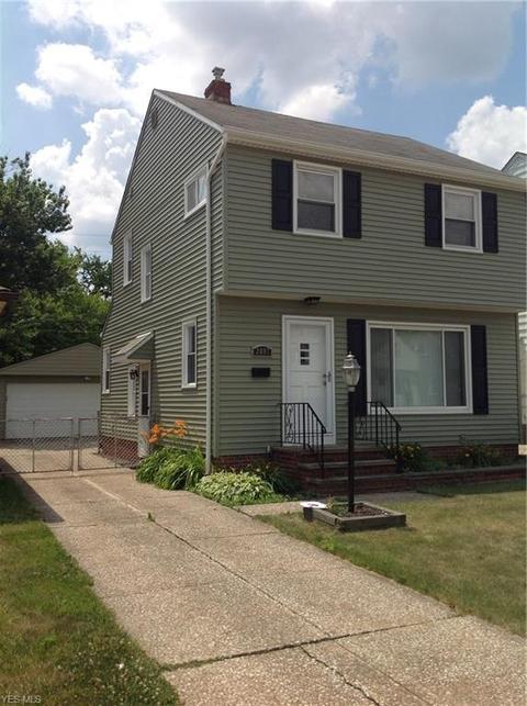2807 Commonwealth Dr, Parma, OH 44134 photo 1