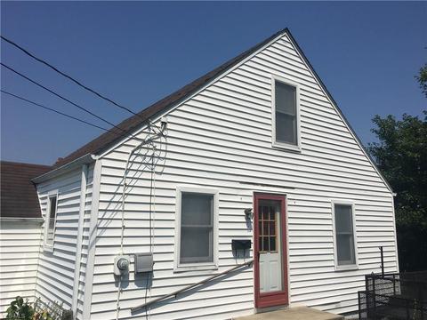 52 E Oakland Blvd, Struthers, OH 44471 photo 2
