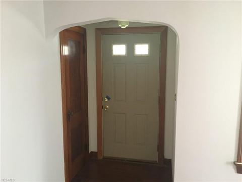 52 E Oakland Blvd, Struthers, OH 44471 photo 6