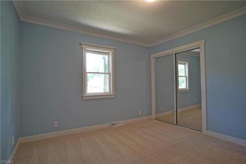 3236 Grenfall Rd, Norton, OH 44203 photo 14