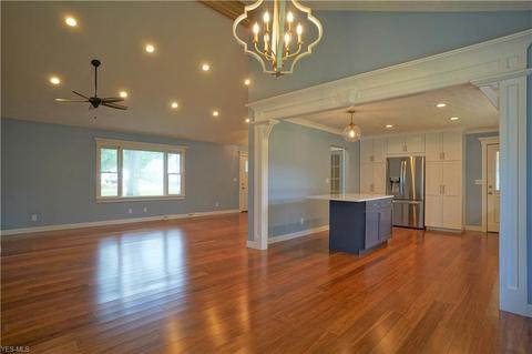 3236 Grenfall Rd, Norton, OH 44203 photo 8