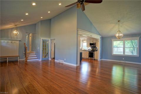 3236 Grenfall Rd, Norton, OH 44203 photo 6