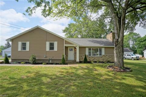 3236 Grenfall Rd, Norton, OH 44203 photo 1