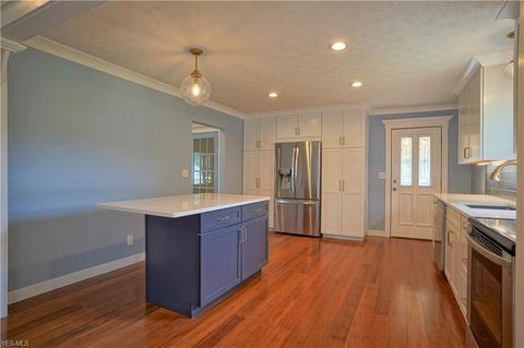 3236 Grenfall Rd, Norton, OH 44203 photo 10