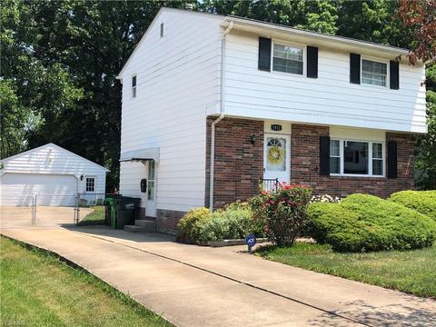 1911 E 290th St, Wickliffe, OH 44092 photo 1