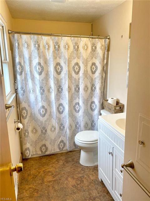 1911 E 290th St, Wickliffe, OH 44092 photo 11