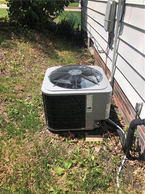 1911 E 290th St, Wickliffe, OH 44092 photo 30